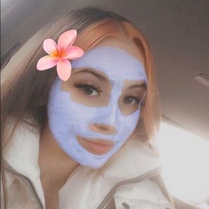 Meet your Posher, Anne